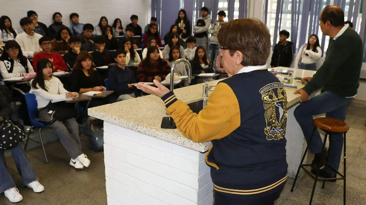 1045788_Regreso Prepa 8_web