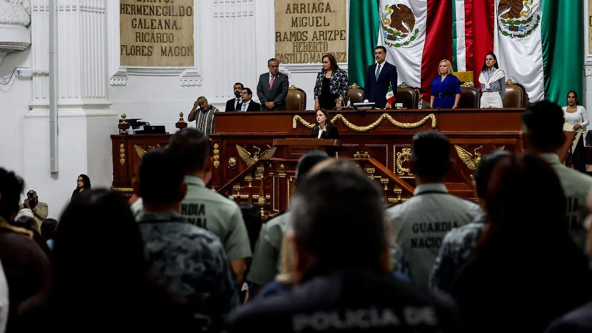 1077535_Sesión Merito Policial Congreso CDMX_web (1)