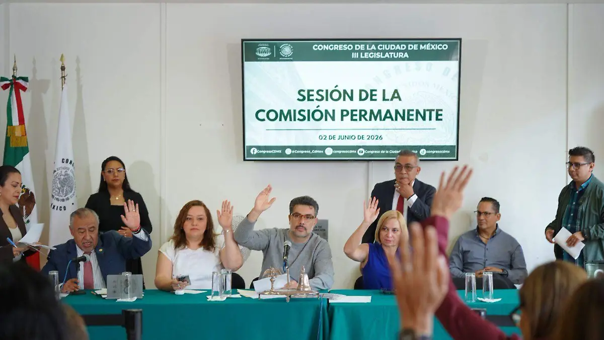 PARLAMENTO2