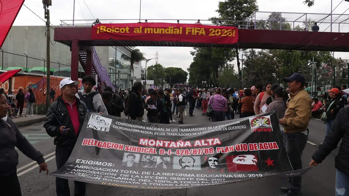 CNTE en tasqueña  (1)