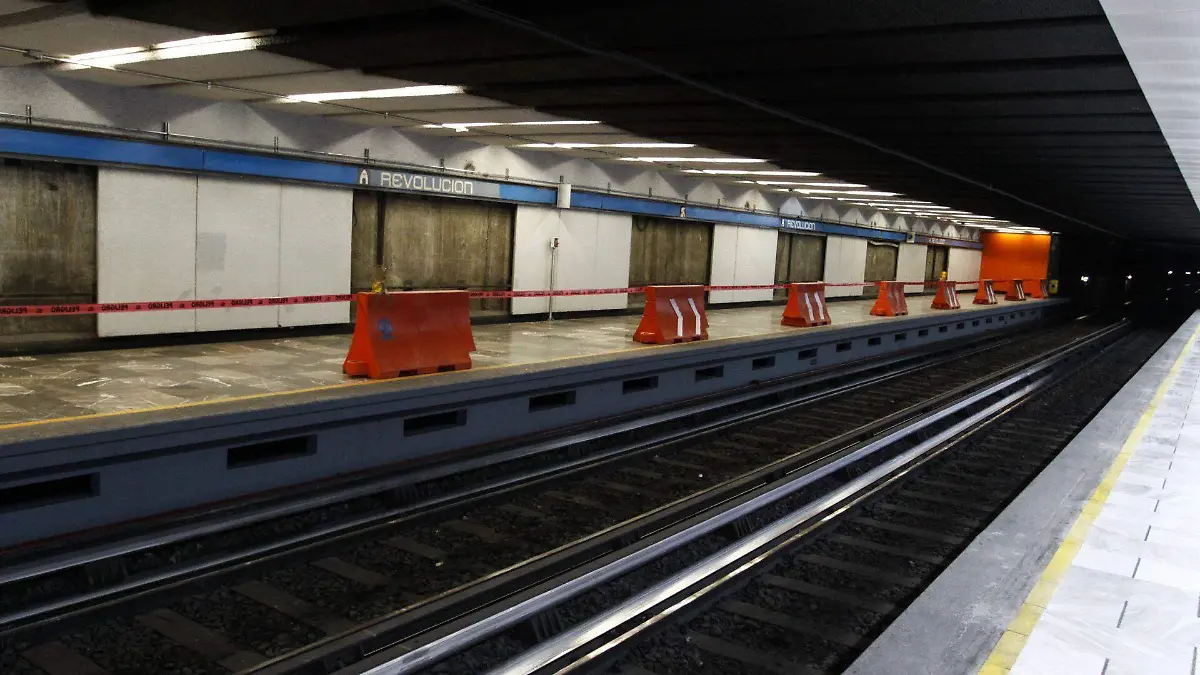 488305_Metro Revolucion_web