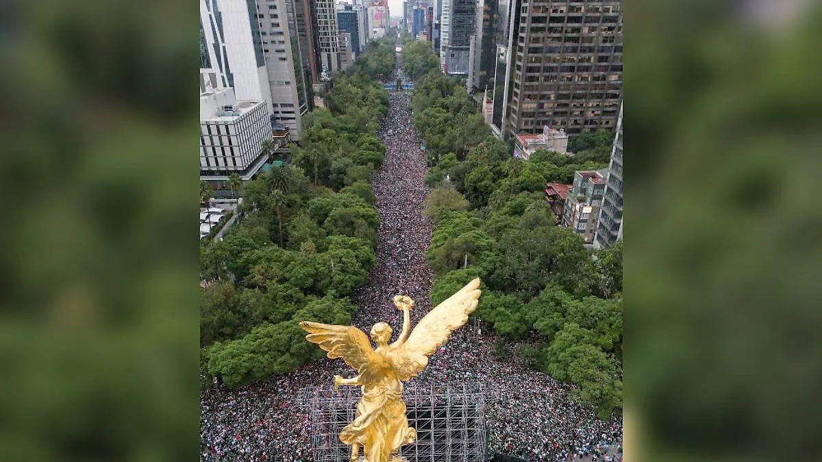 angel mundial ROBERTO HERNANDEZ