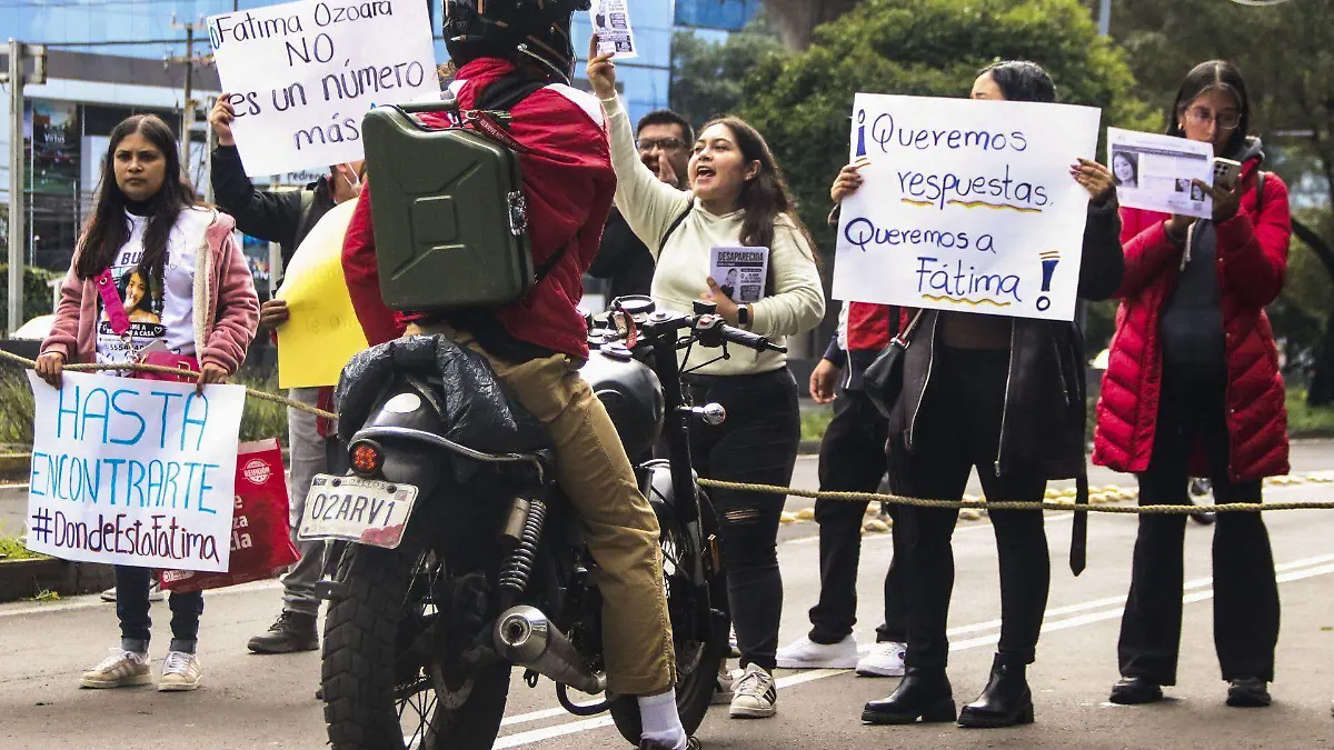 1089068_Bloqueo en Periferico por Fatima_web (1)