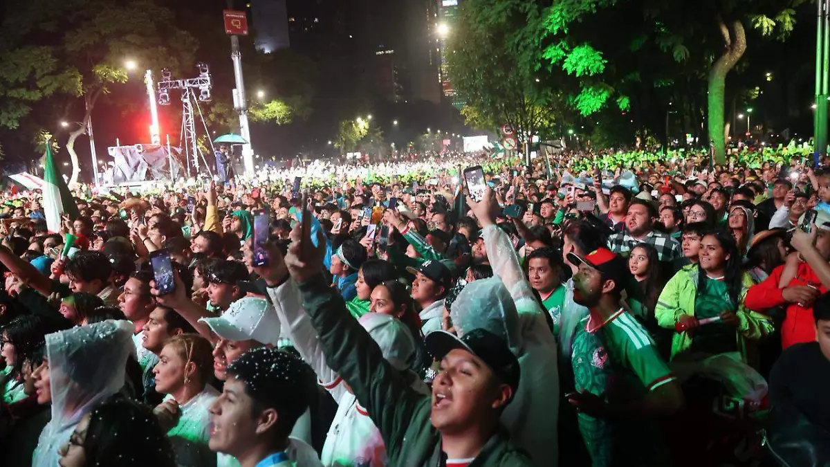 festejos reforma JOSE MELTON.2
