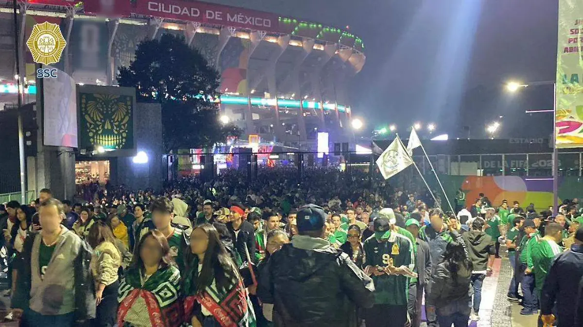 FANS TRISTEZA-SSC
