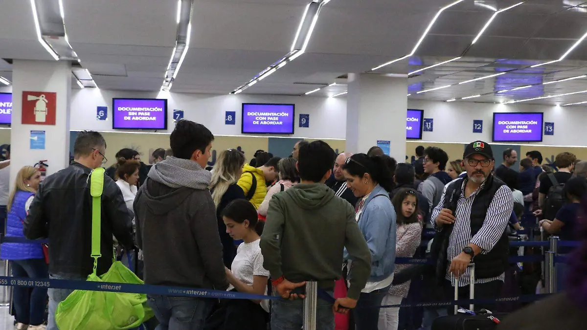 738428_Aeropuerto Fin de Año_web