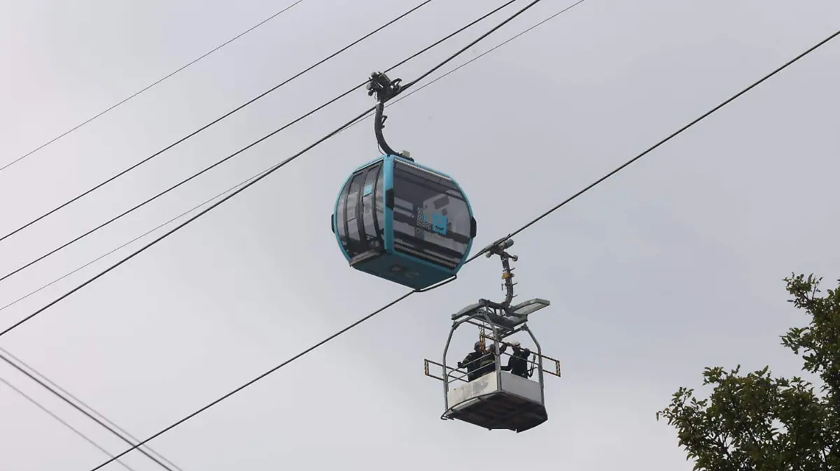 hombre cablebus LUIS BARRERA.3