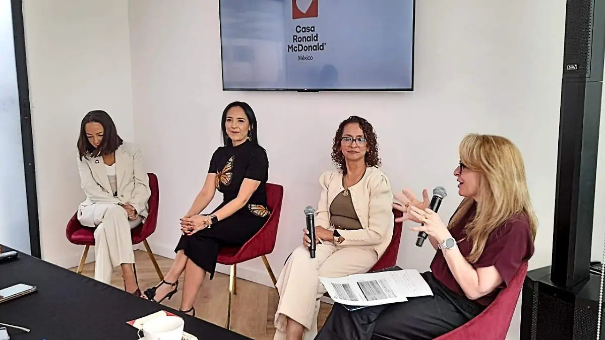 Especialistas piden incluir a los cuidadores en las políticas públicas de salud en México