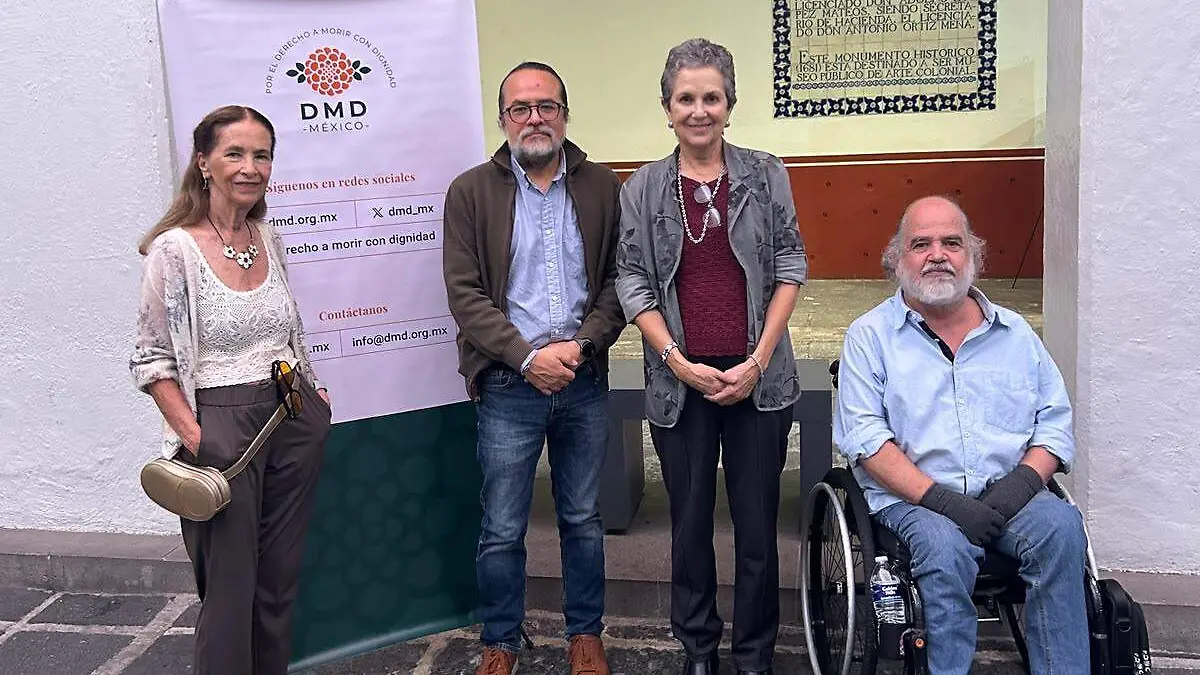 foro convocado por la asociación DMD