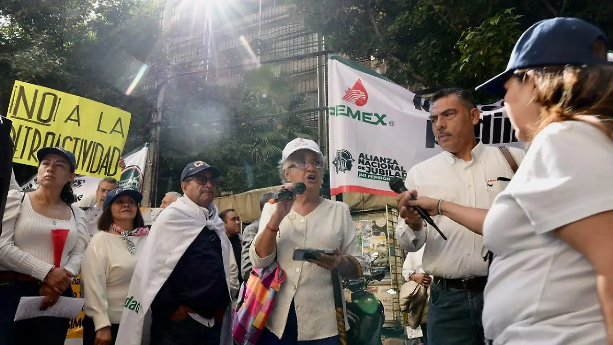 1092776_Manifestación Jubilados Pemex_web