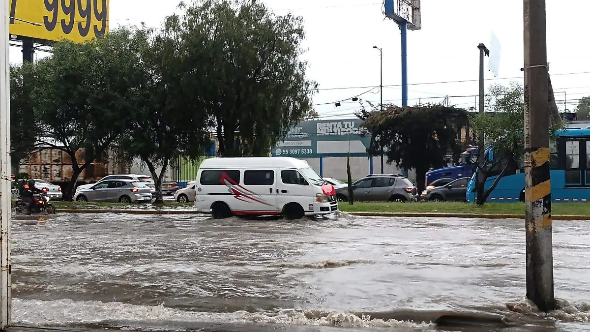lluvia tultitlan ALVARO VELAZQUEZ