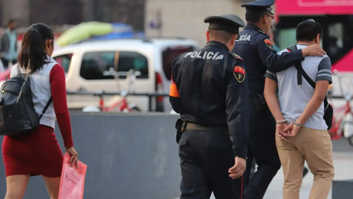 645499_Detenido Acoso Metro_web