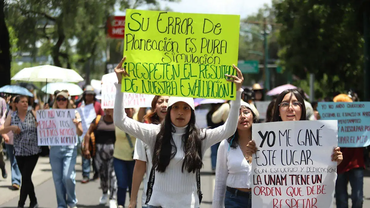 1093379_Protesta aspirantes aceptados UNAM_web