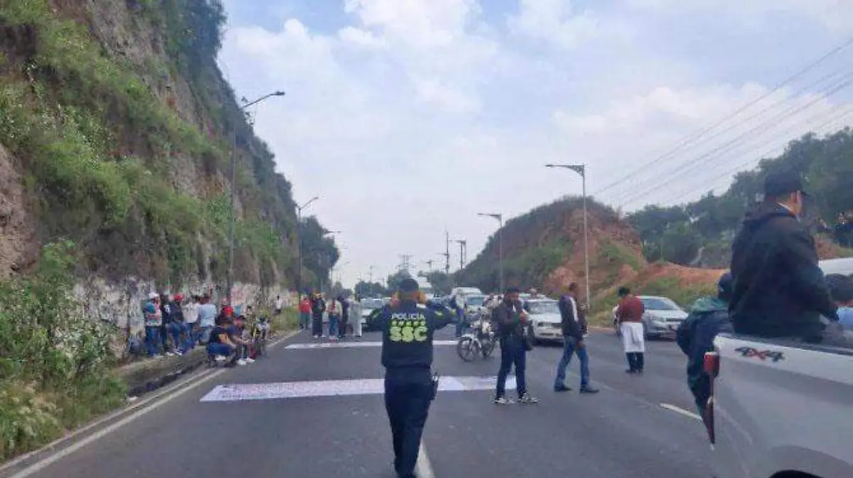 BLOQUEO MEX-PACHU1