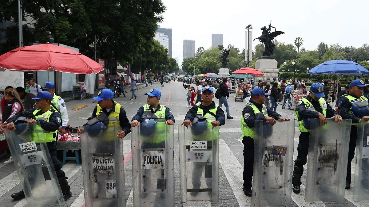 1095819_Bloqueo Ambulantes Avenida Juárez_web