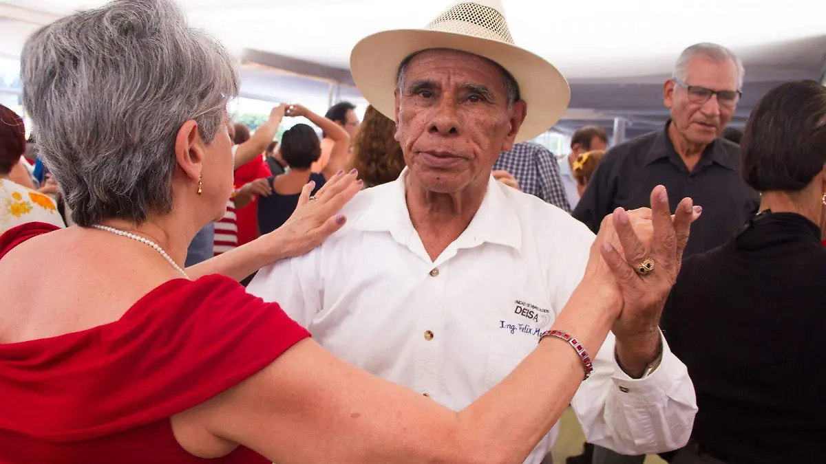 718885_Dia del Abuelo Carranza_web