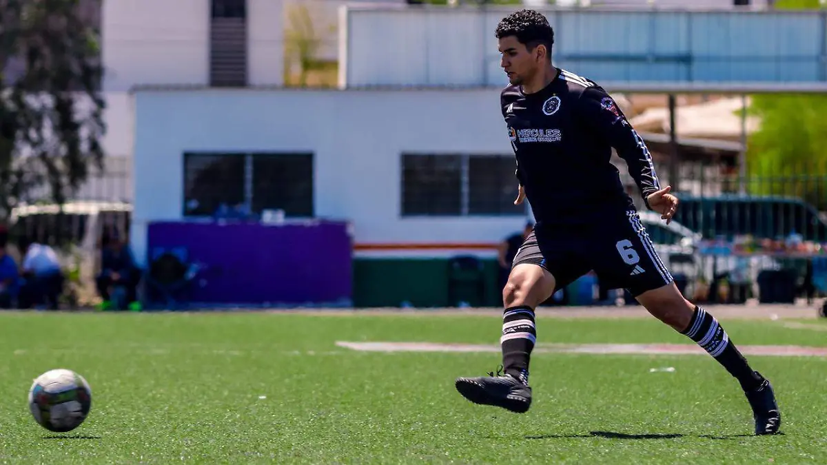 Manchester Vera se acerca a la cima