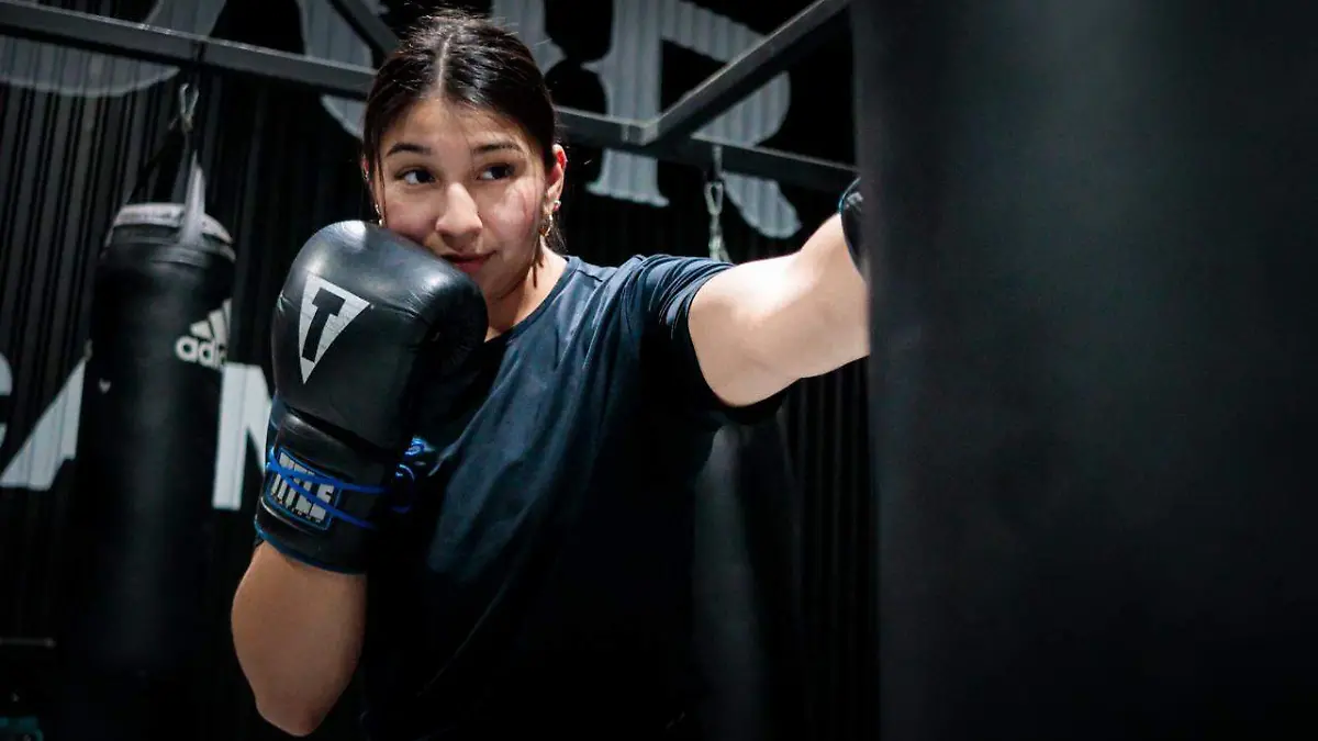 Génesis Macías debutará como boxeadora profesional 