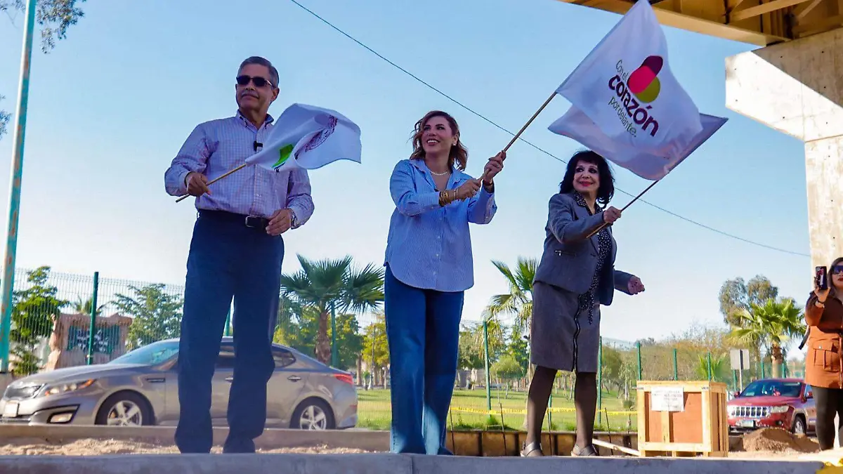 Abren a circulación uno de los puentes del Eje Central
