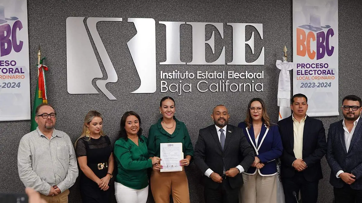 Partido Verde - Entregan constancias a regidores en Baja California