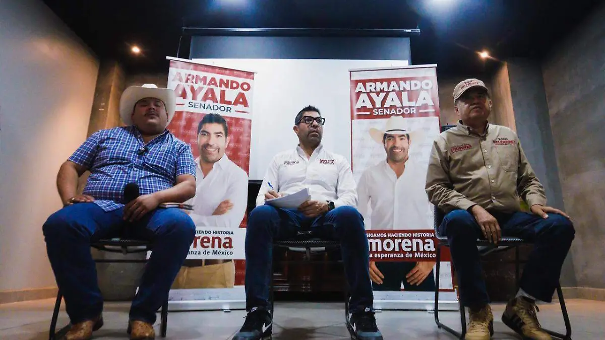 Armando Ayala1