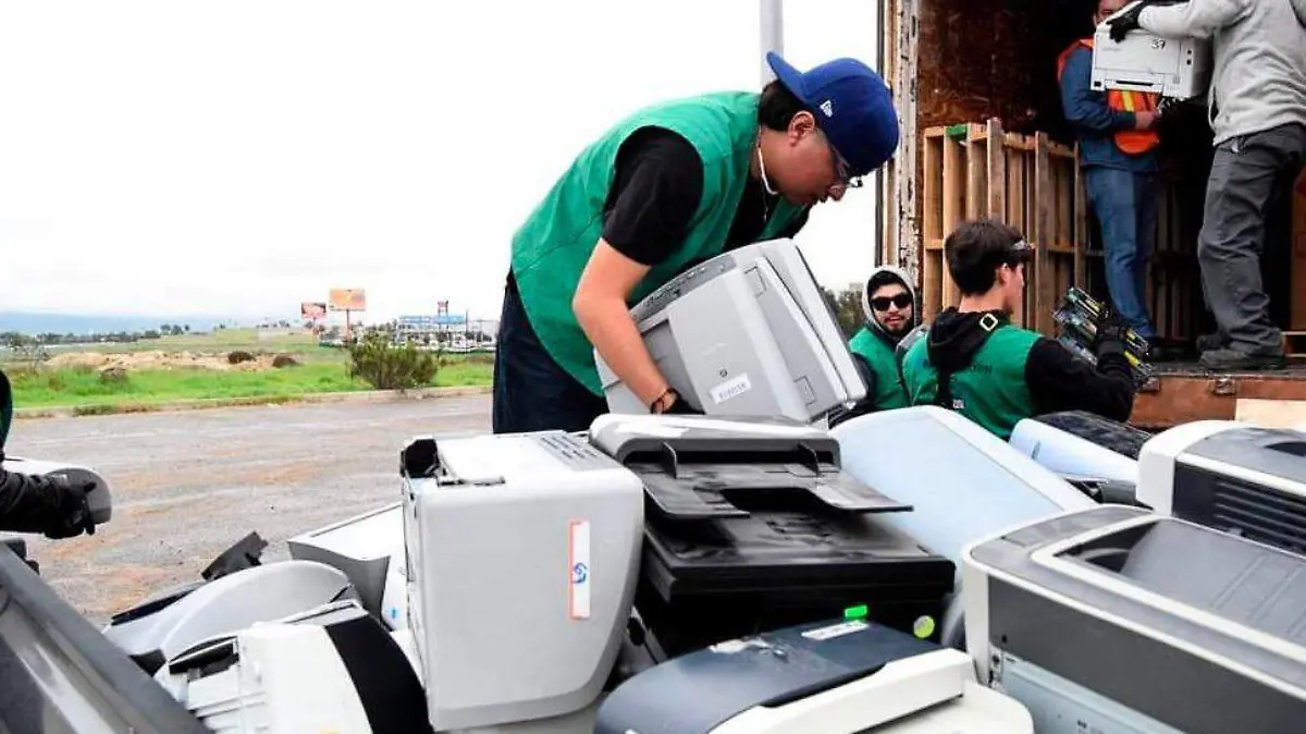Acopian 10 toneladas de residuos eléctricos en Tijuana