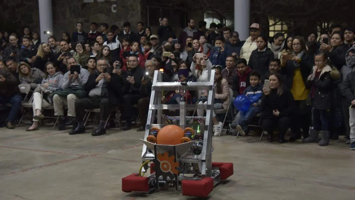 Bachilleres listos para el nacional de robótica 2
