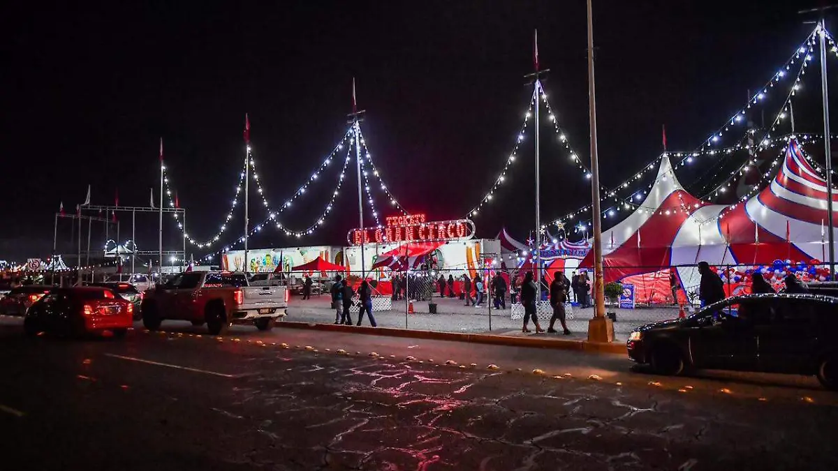 Asisten cientos al circo de Franccesco