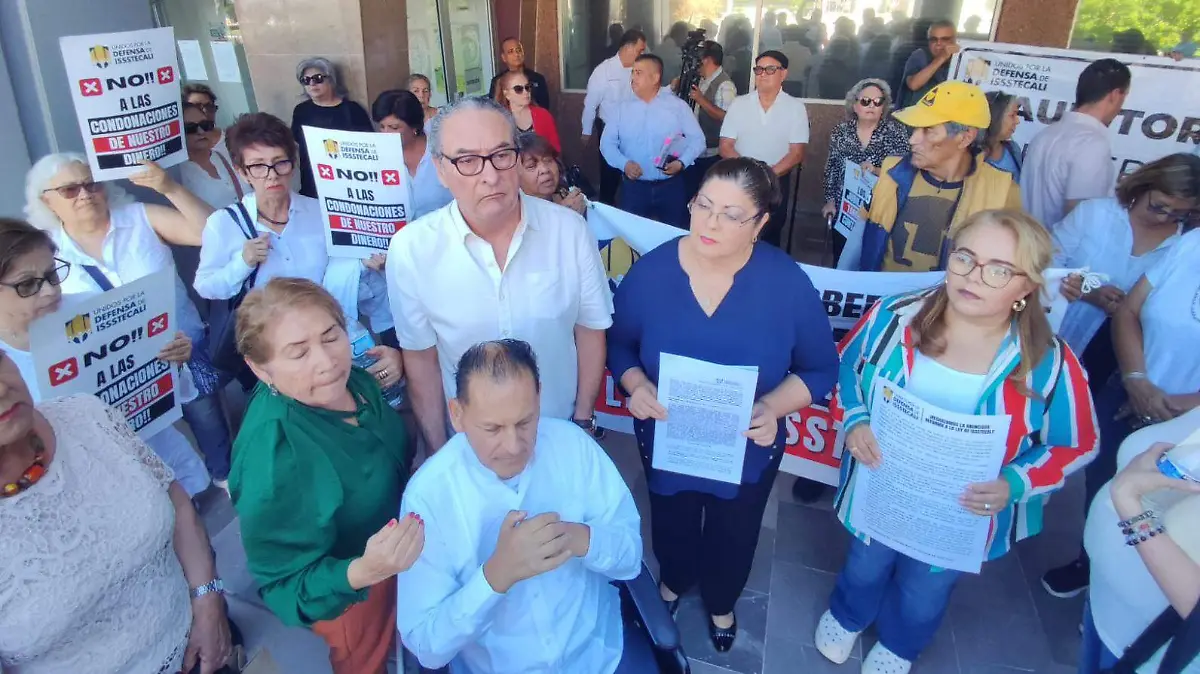 Jubilados presentan propuesta de reforma a ISSSTECALI