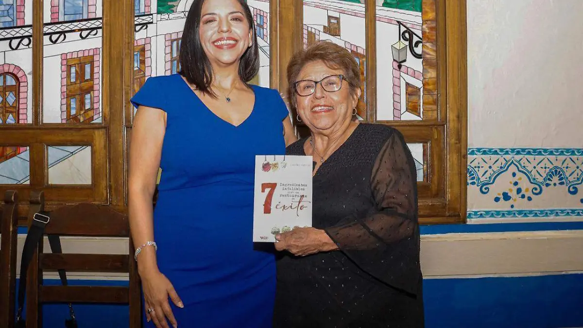 Comparten secretos de éxito de la Cenaduría Selecta en libro