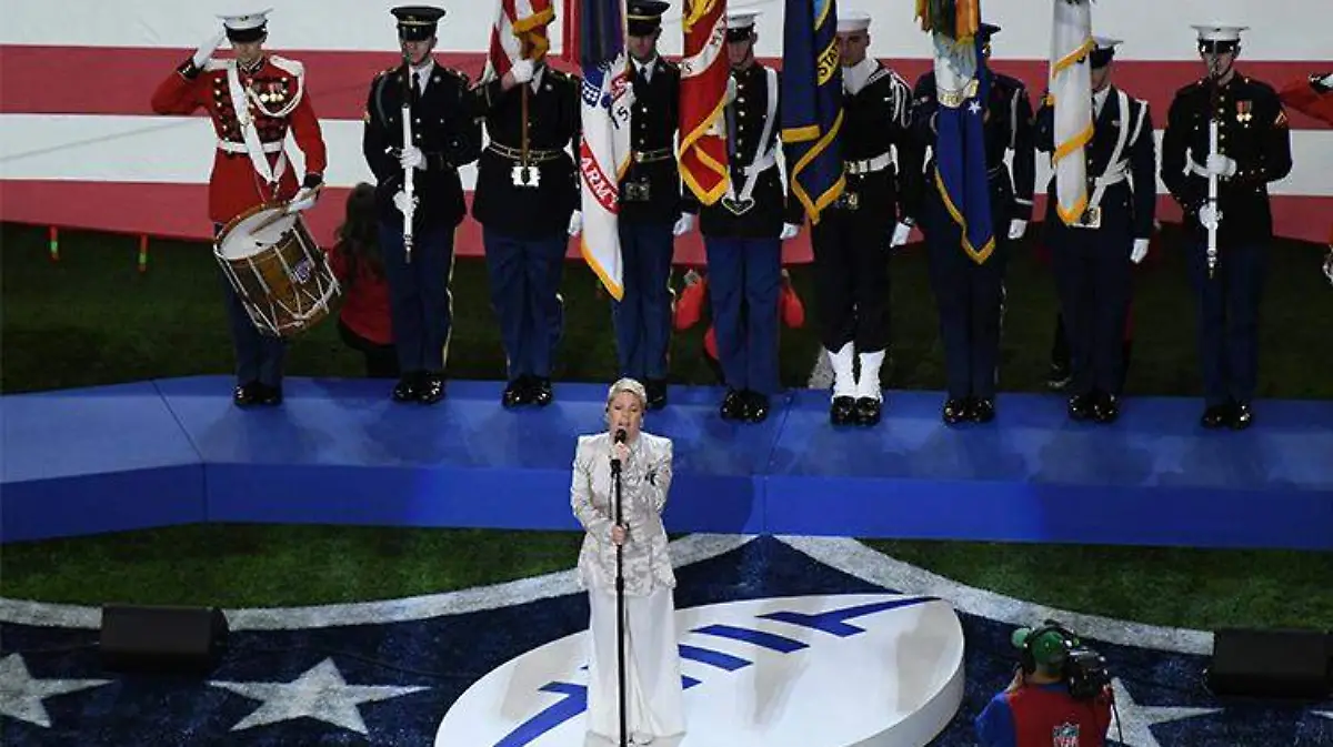 pink-superbowl