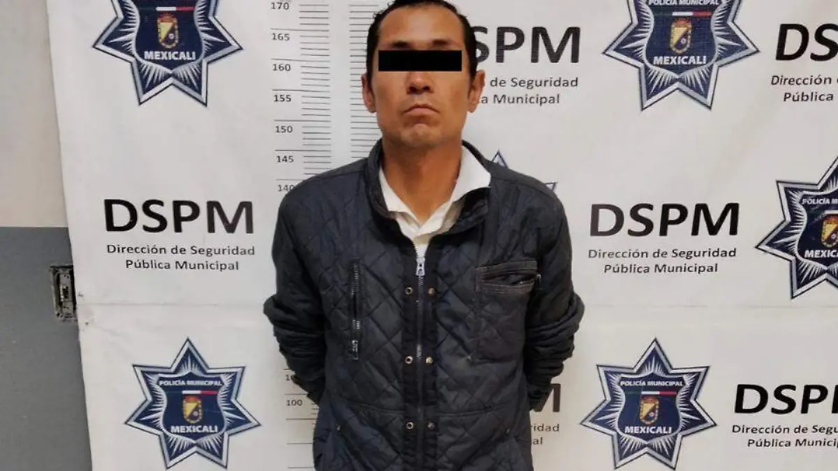 Aseguran hombre por daños a edificio de “Radiorama”