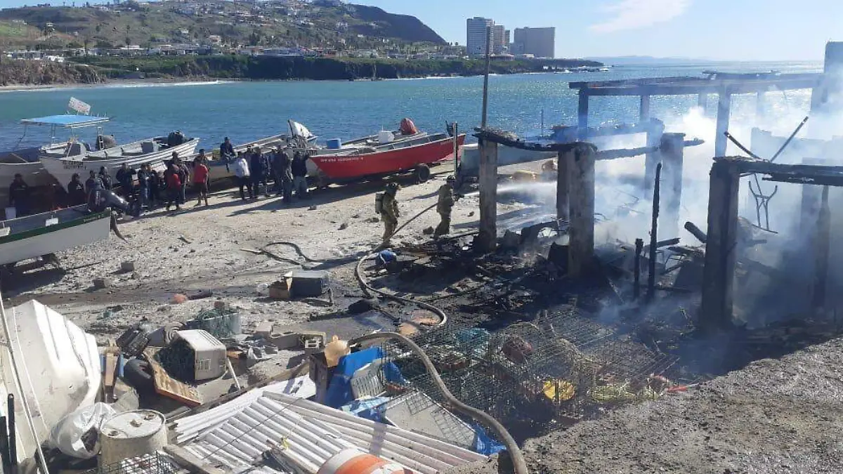 Cuatro restaurantes siniestrados en Playas de Rosarito