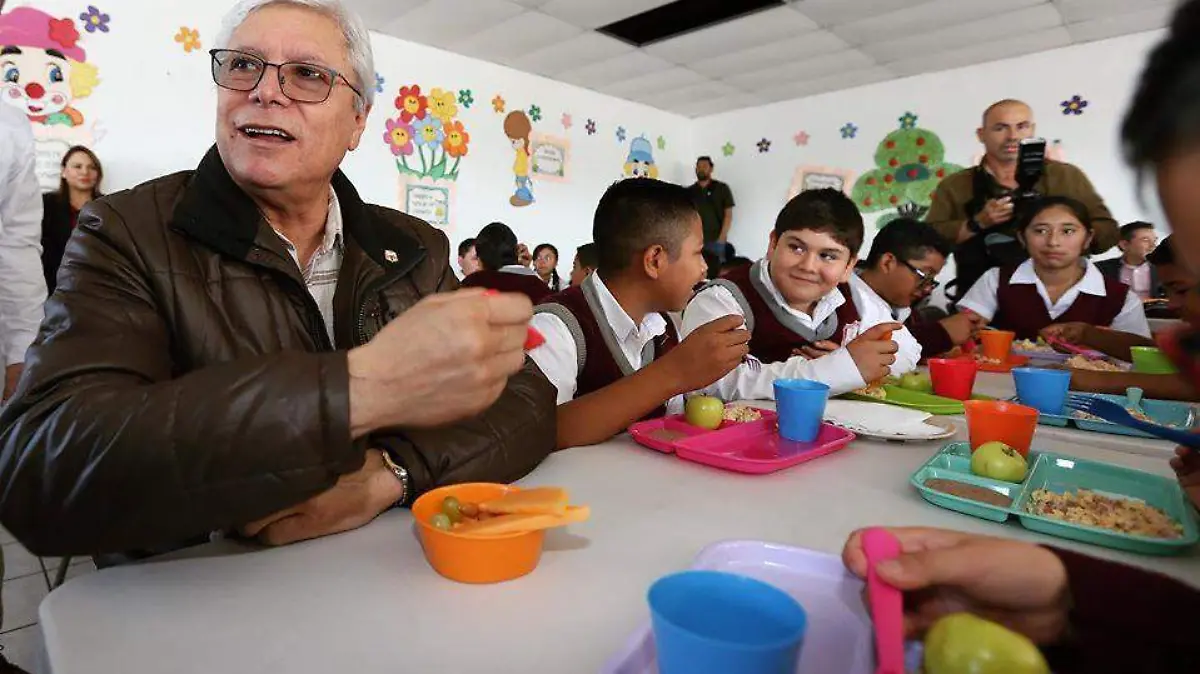 LOC010210EG Desayunos - Jaime Bonilla cortesía Gobierno del Estado