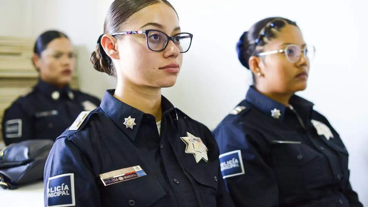 Policías - Oficiales