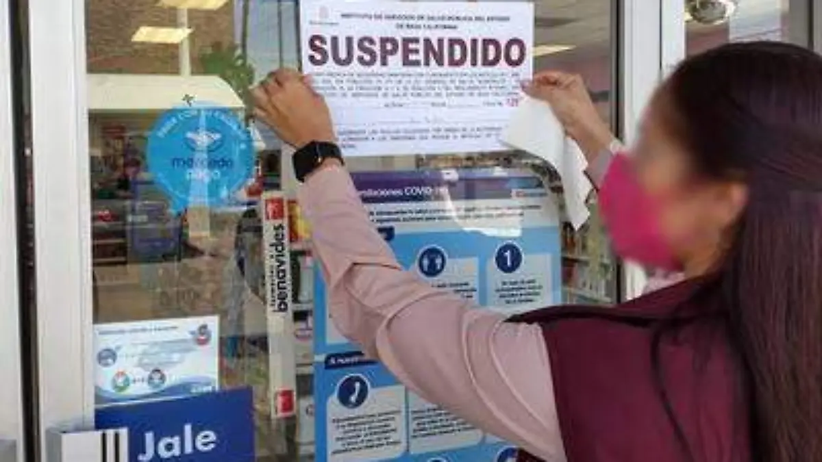 Inspectores de Coepris sellos farmacia