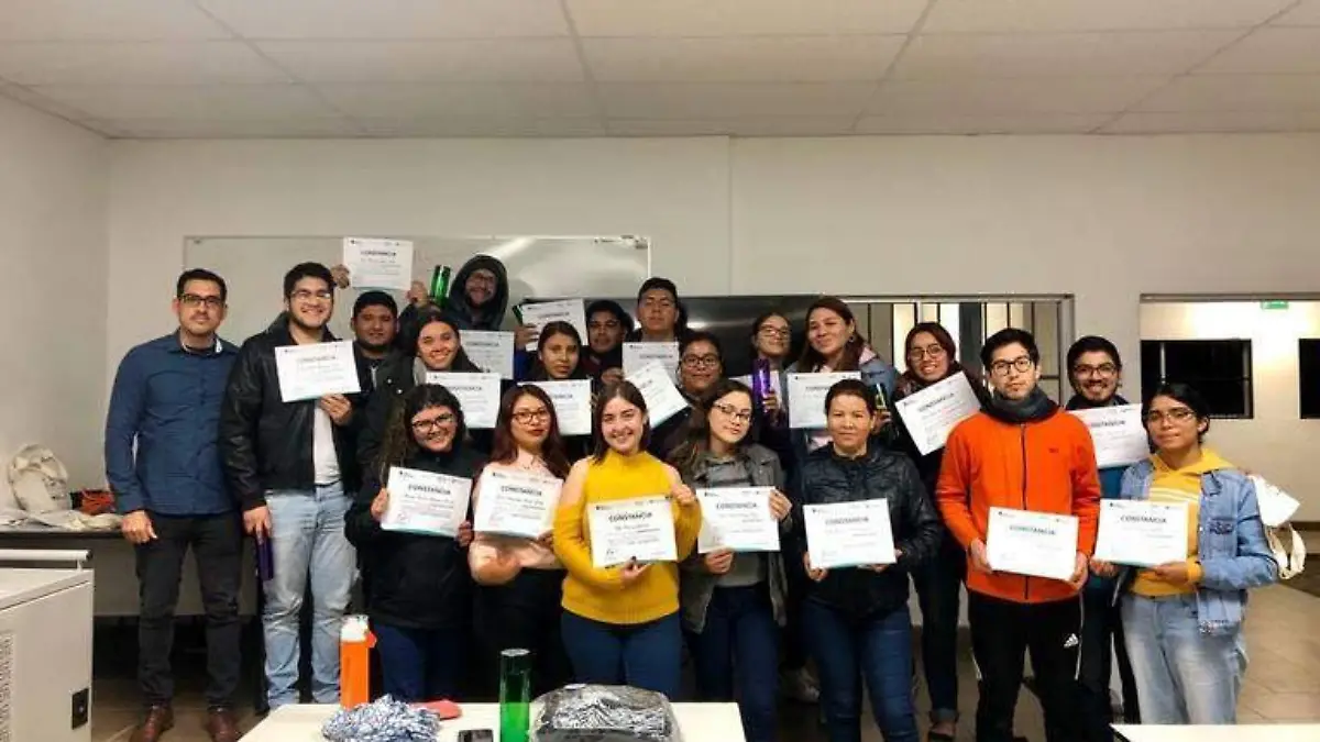 Alumnos empleo
