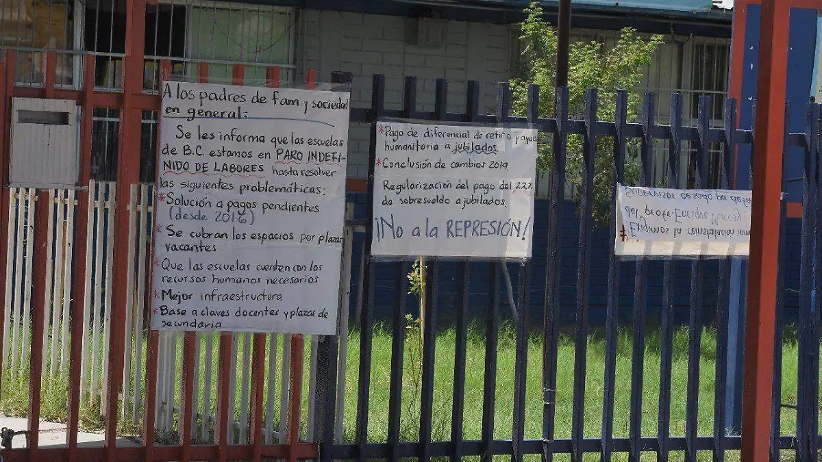 paro laboral maestros