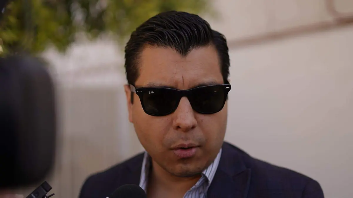 Efrén Zazueta Fierro