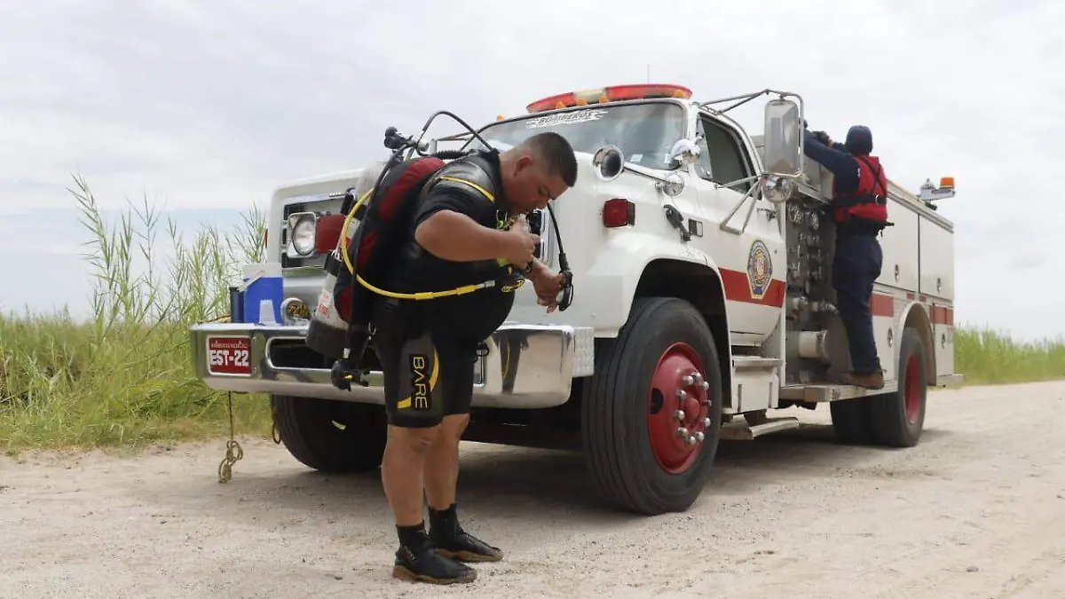 Luis Juárez, el único buzo de rescate en Mexicali