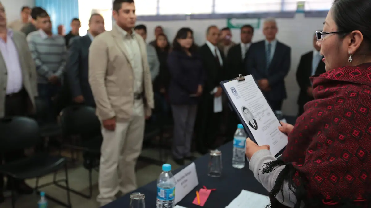 EXAMEN DE TITULACION b_0