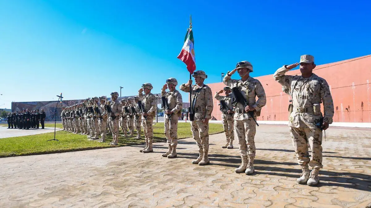 Conmemoran Día de la Bandera