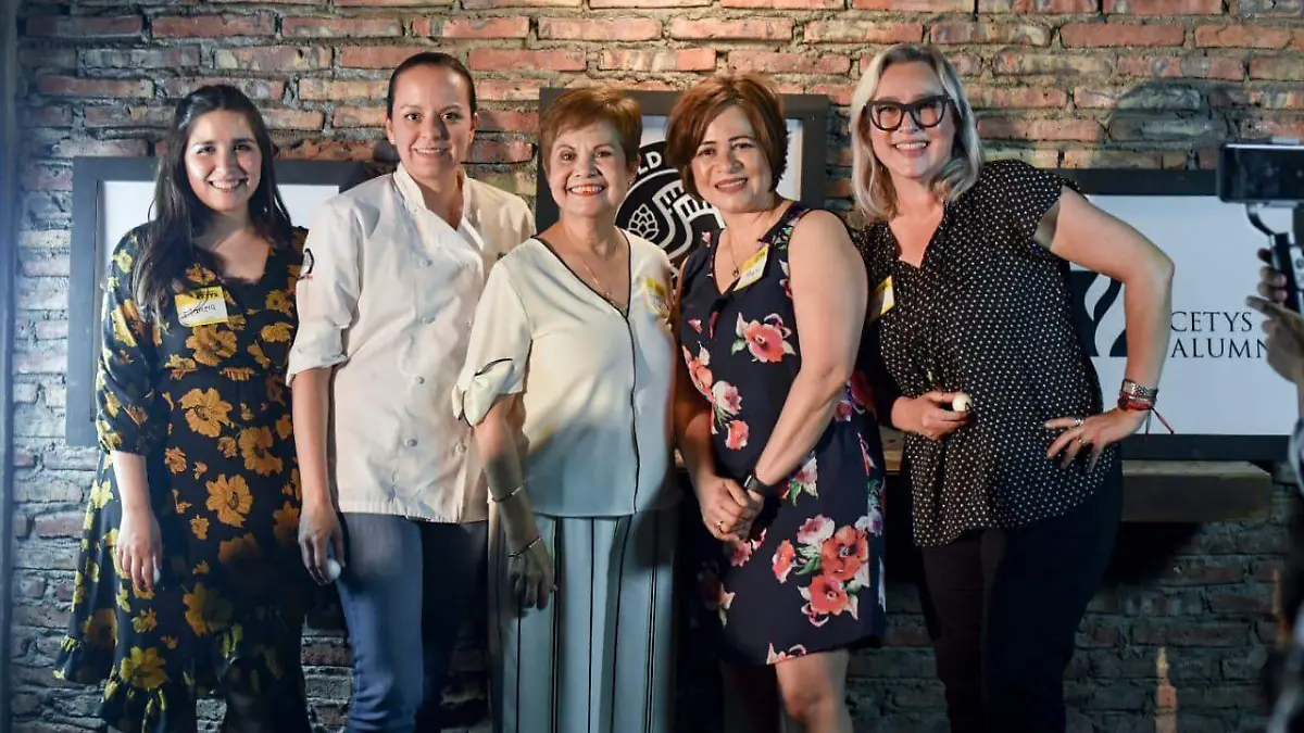 76217502-0b7d-4bf5-a048-36da3fab4bcf