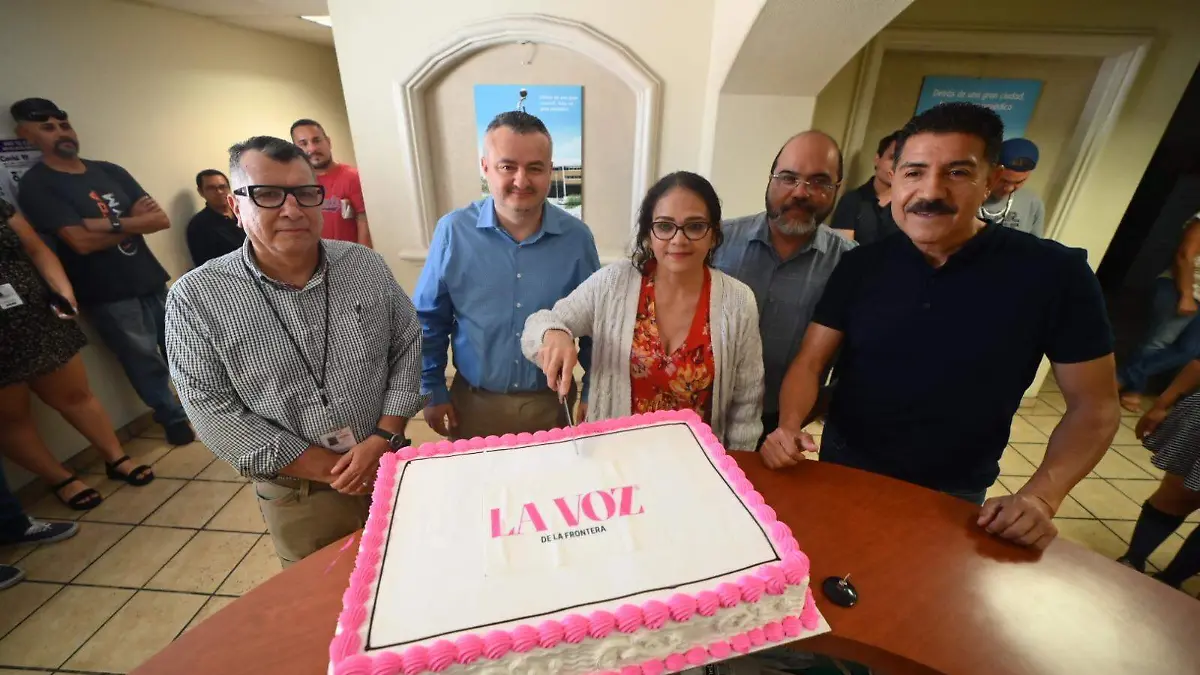 Celebran 59 años de LA VOZ