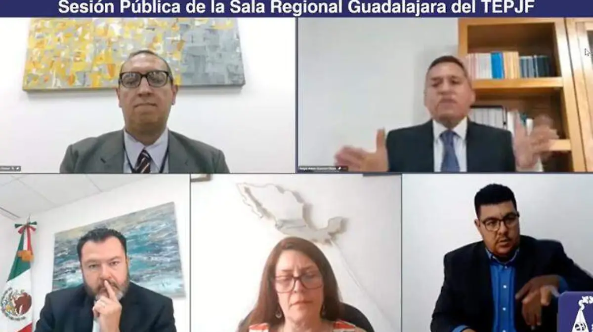 Retiran a Bonilla su curul como Senador