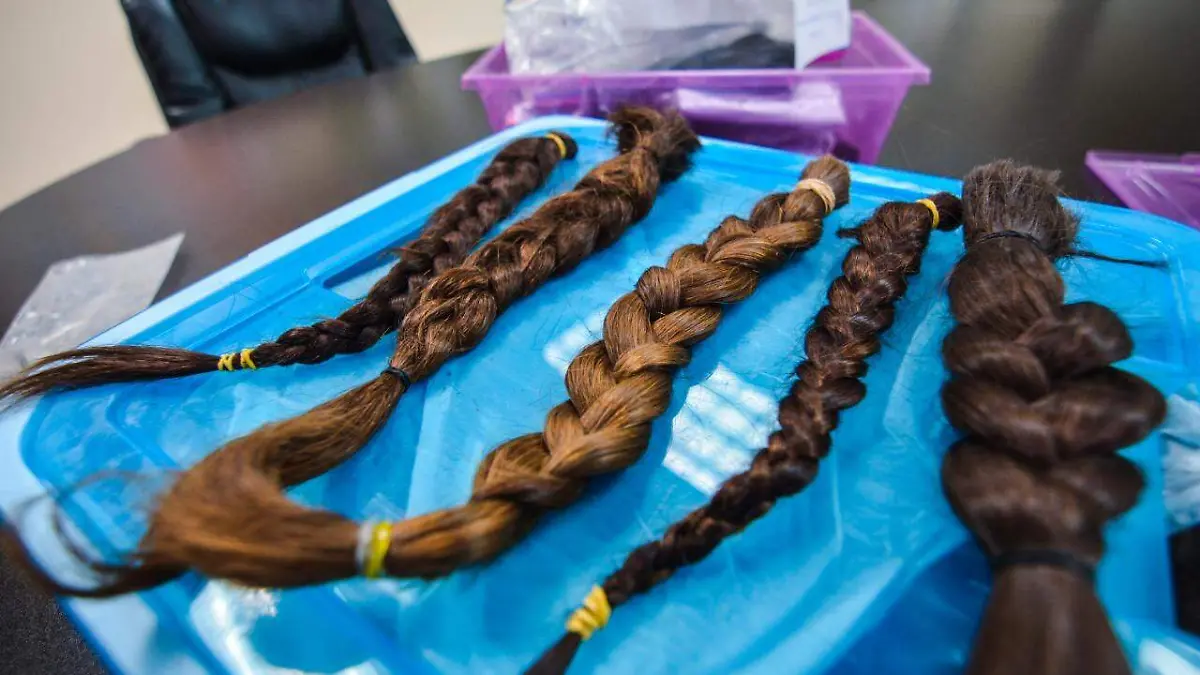 cec340a9-cea7-43ab-9283-fe16a2a82bb9