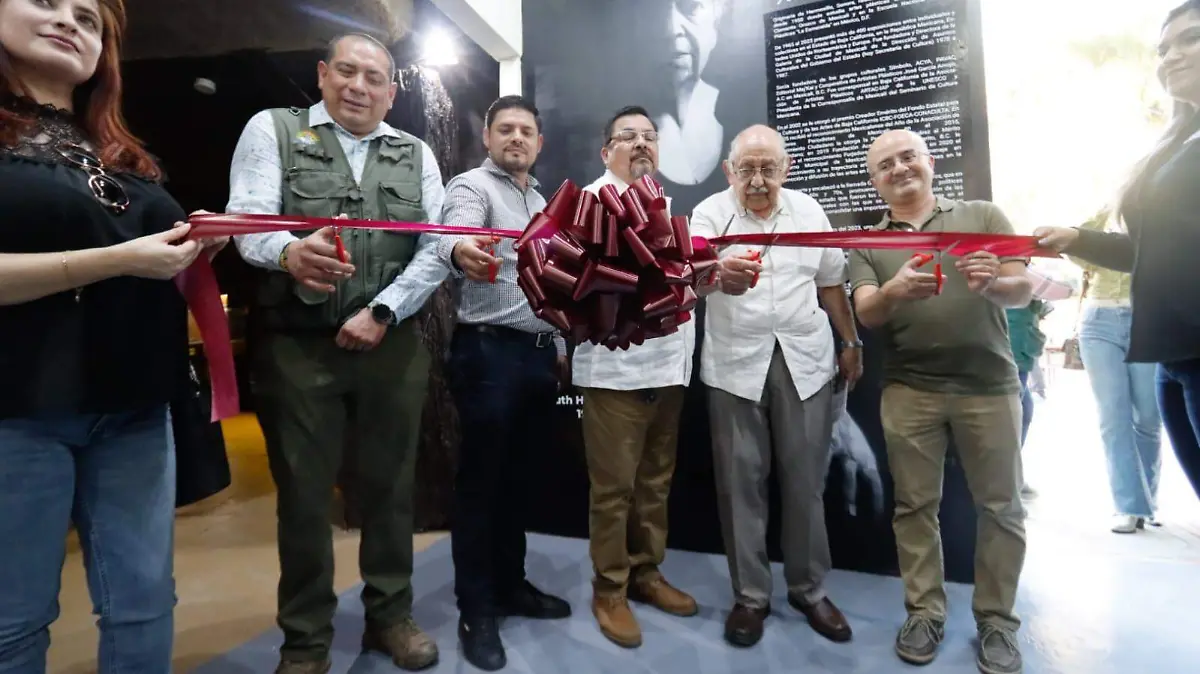 Nombran sala Ruth Hernández en el bosque 