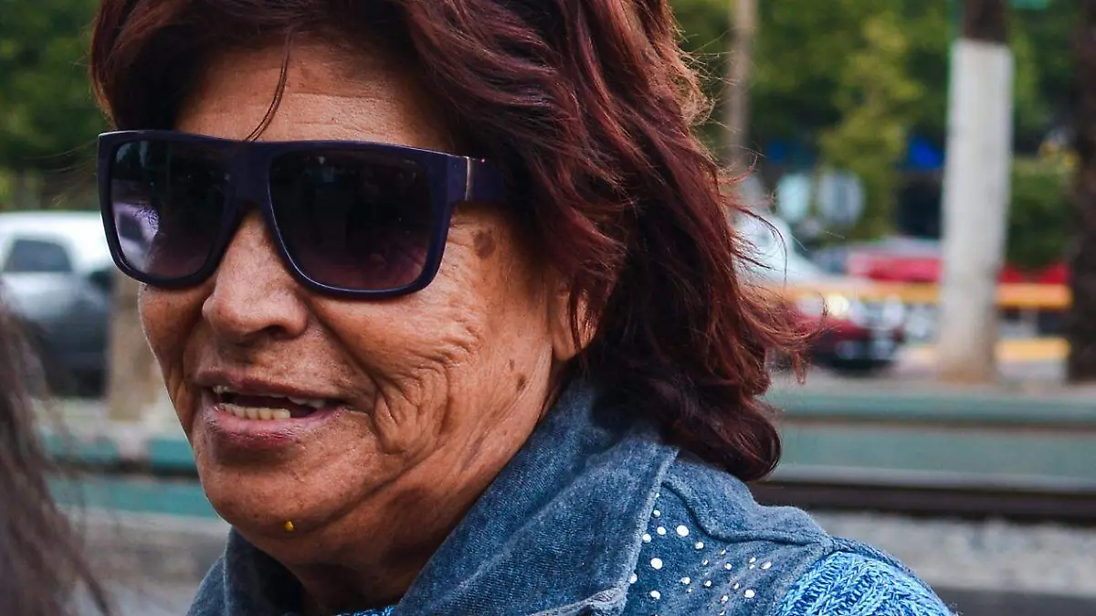 a3b9a51e-06fc-4a57-9b61-fcf593c17c84