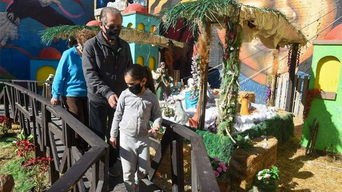 Instalación de nacimiento, expresión de fe y amor a Dios 3