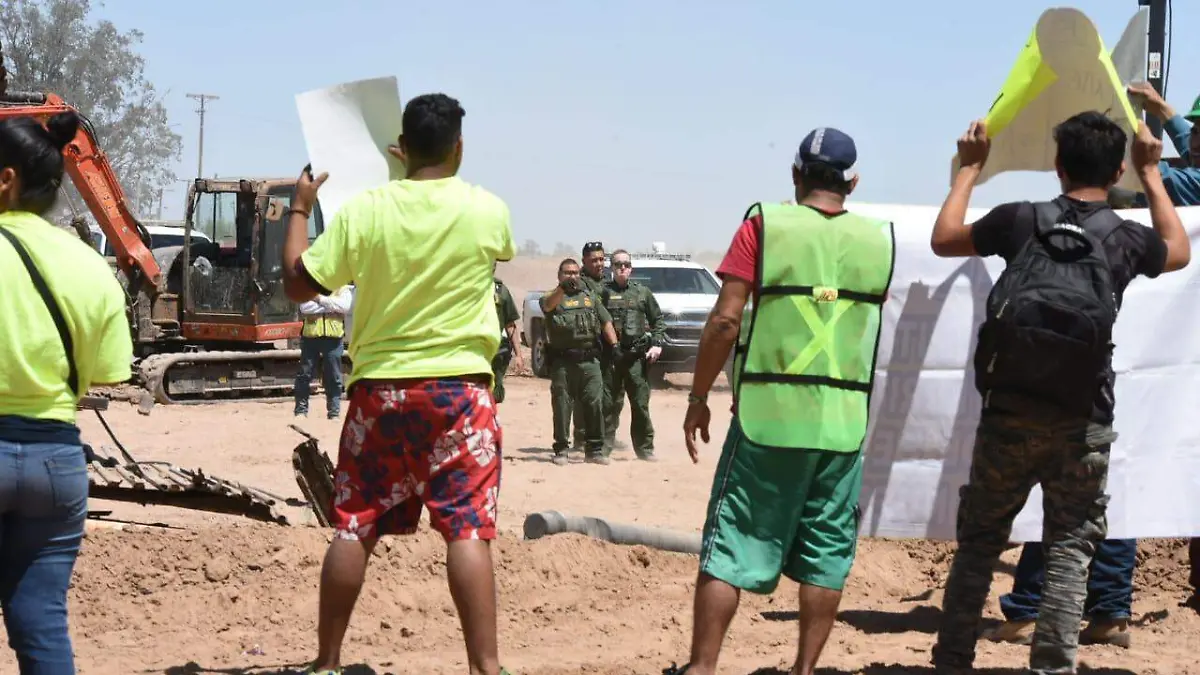 Retan manifestantes a "Border Patrol" 2